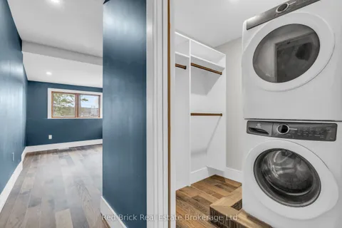 15 CLEARVIEW Street, Guelph, ON N1E 6C4