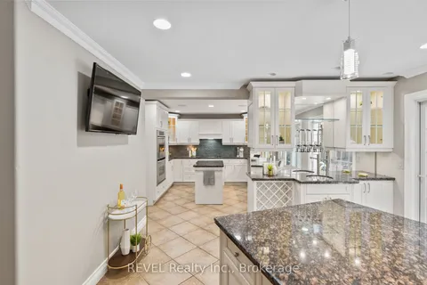 78 SOVEREIGN Drive, St. Catharines, ON L2T 1Z7