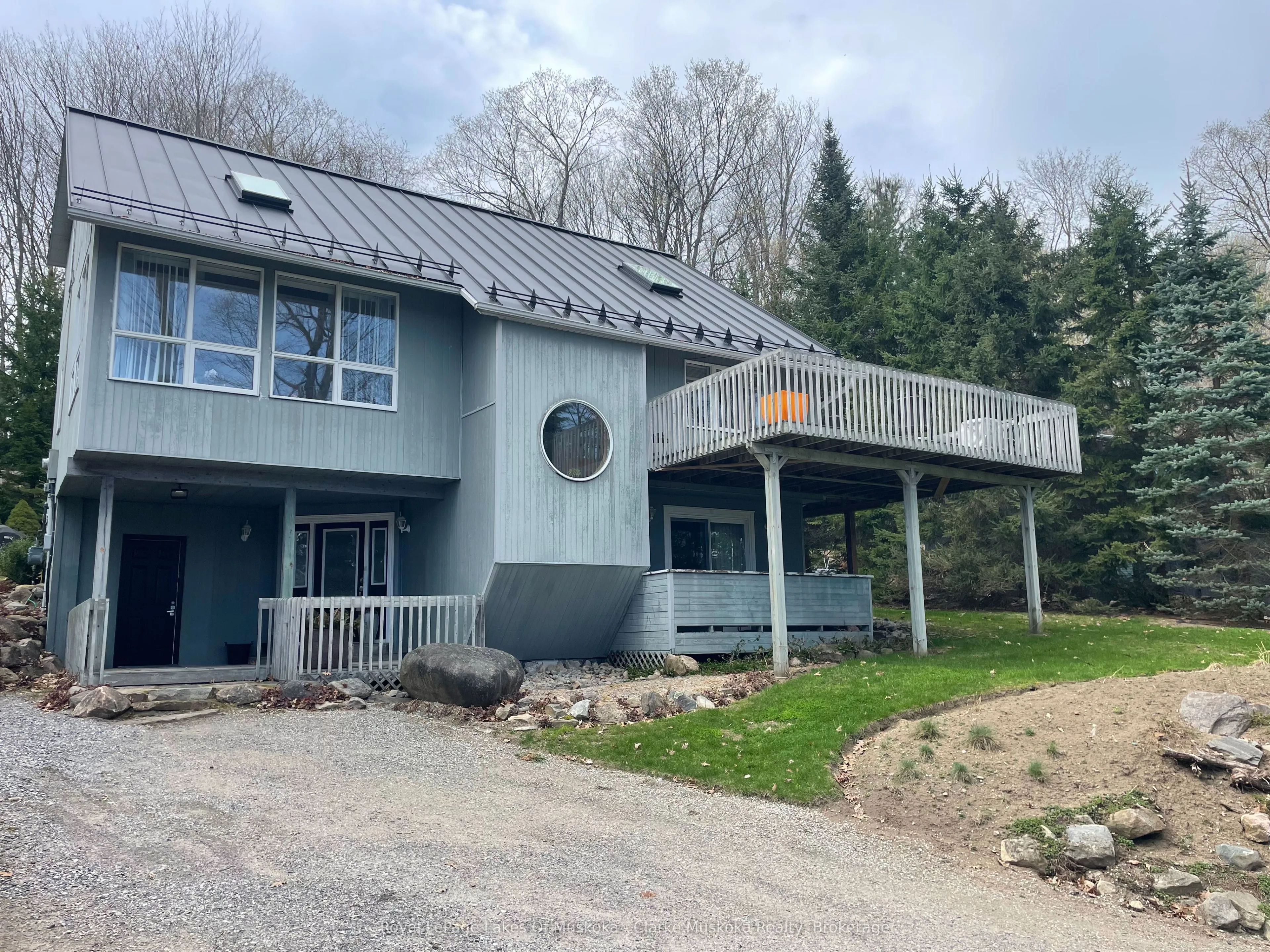 1806 Valley Road, Huntsville, ON P1H 1A8