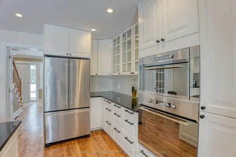 21 Braemar Street, Manor Park - Cardinal Glen and Area, ON K1K 3C4