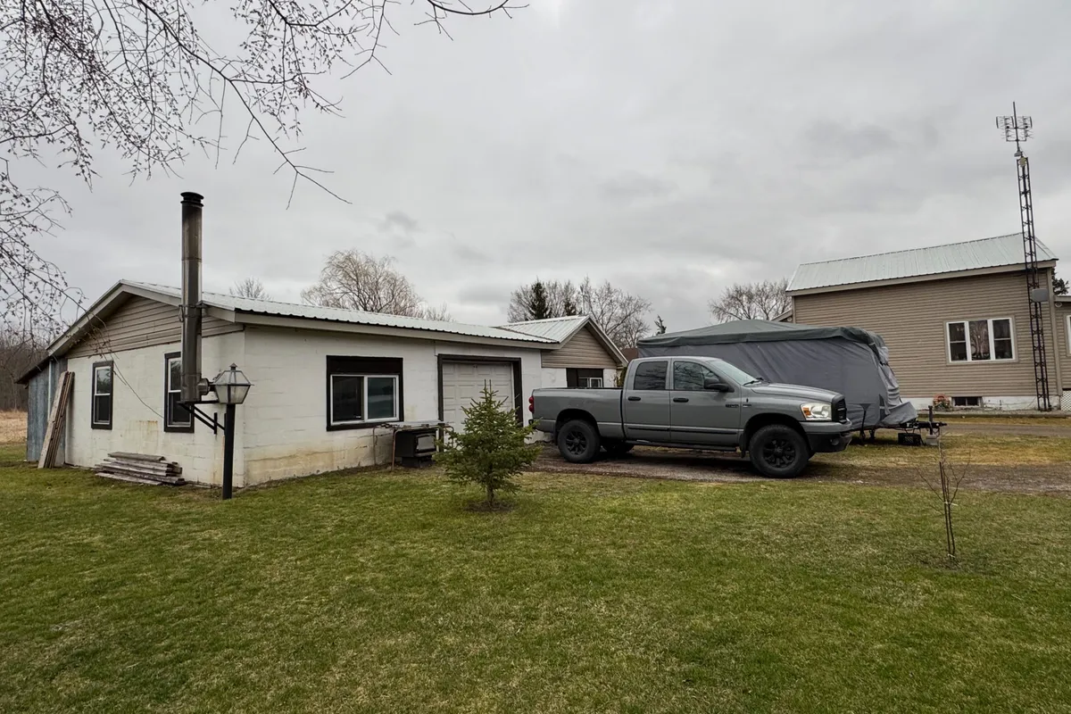 11716 Beck Road, Niagara Falls, ON L0S 1K0