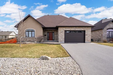 6685 Yacht Boulevard, South Glengarry, ON K6H 7N6