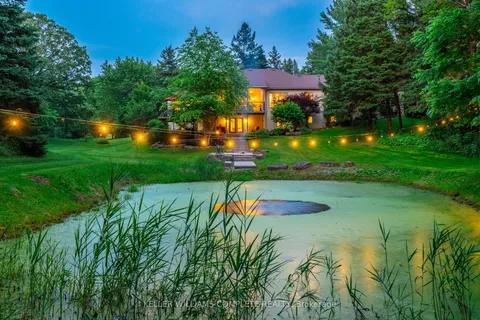 18 Westie Road, Brantford, ON N3T 5L4