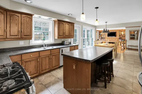 6 Laura Secord Place, Niagara-on-the-Lake, ON L0S 1J0