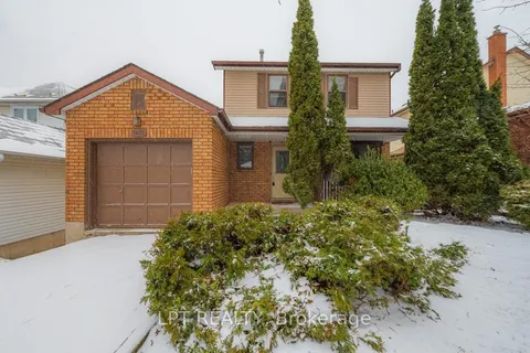 1107 Huntington Circle, ON K9K 2B1