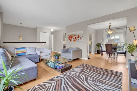 2 CHARTWELL CRES N/A, Guelph, ON N1G 2T7