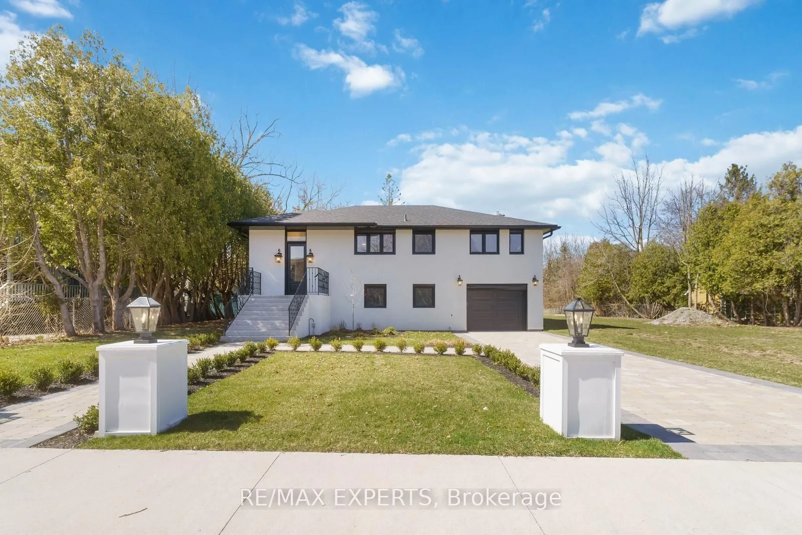 489 Regent Street, Niagara-on-the-Lake, ON L0S 1J0