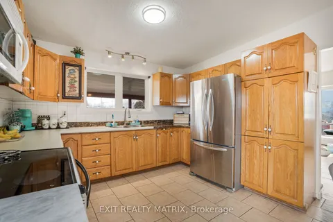 983-985-987 Aberdeen Street, Hawkesbury, ON K6A 2X9