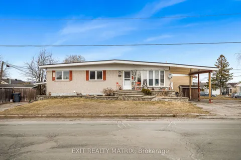 983-985-987 Aberdeen Street, Hawkesbury, ON K6A 2X9