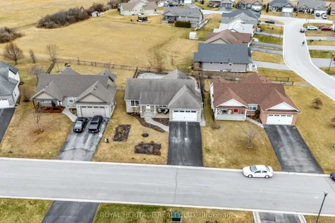 27 Cortland Crescent, Cramahe, ON K0K 1S0