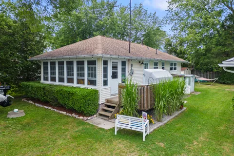11154 Churchill Avenue, Wainfleet, ON L3K 2S6