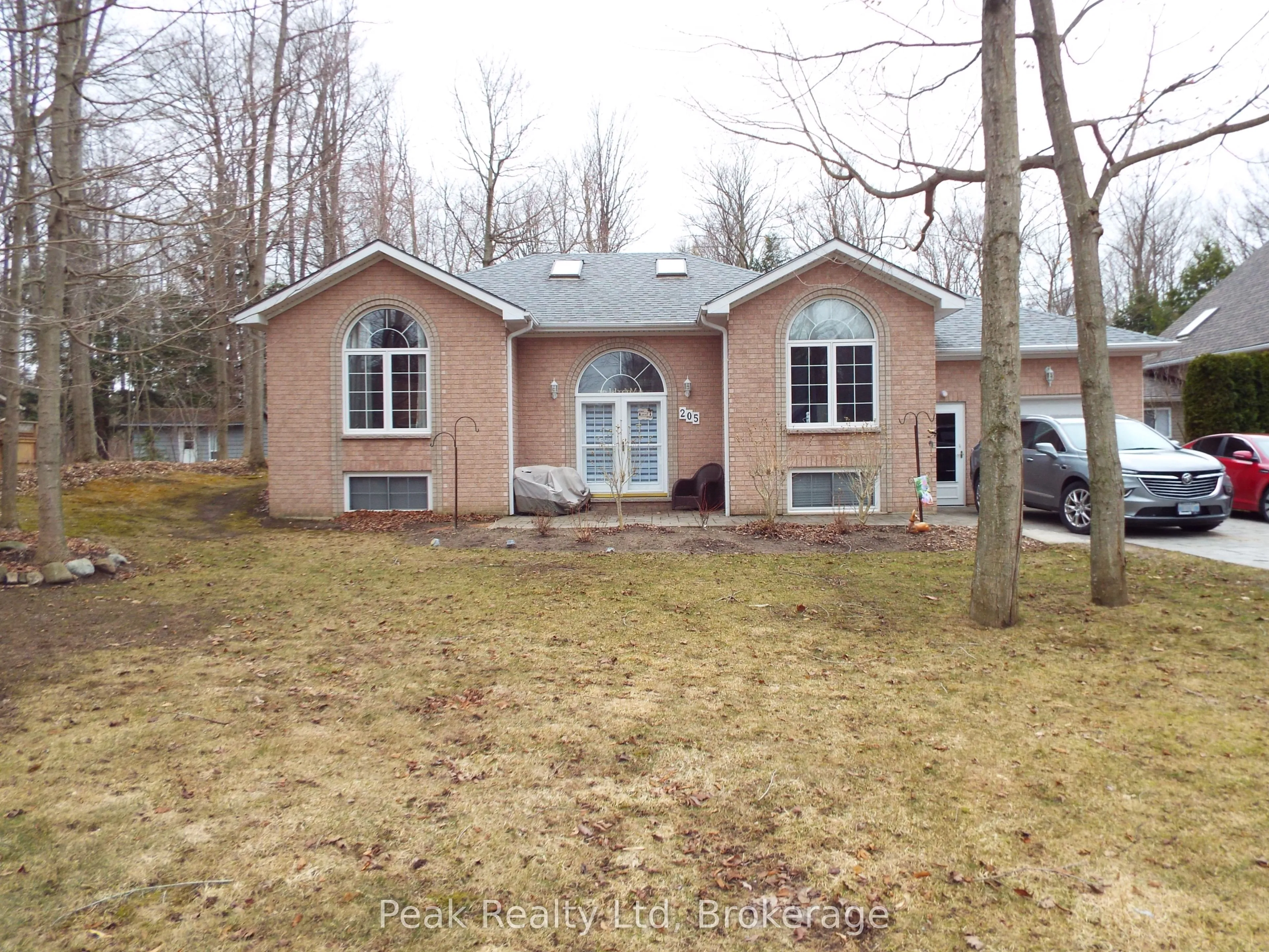 205 Birch Crescent, Huron-Kinloss, ON N0G 2R0