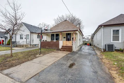 205 St Julien Street, ON N5Z 2N1