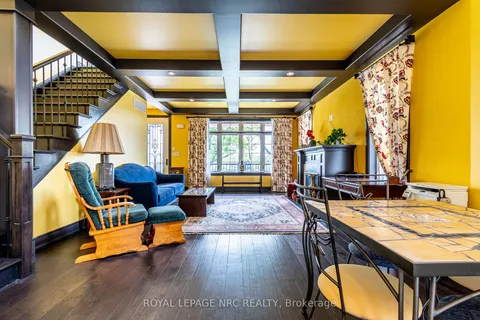 4807 Zimmerman Avenue, Niagara Falls, ON L2E 3N1