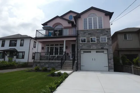 4807 Zimmerman Avenue, Niagara Falls, ON L2E 3N1