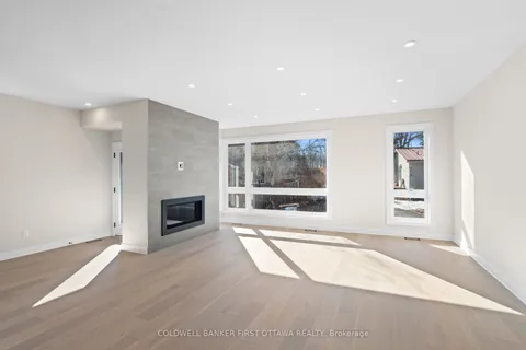 279 Enclave Walk, Orleans - Convent Glen and Area, ON K1W 0J5