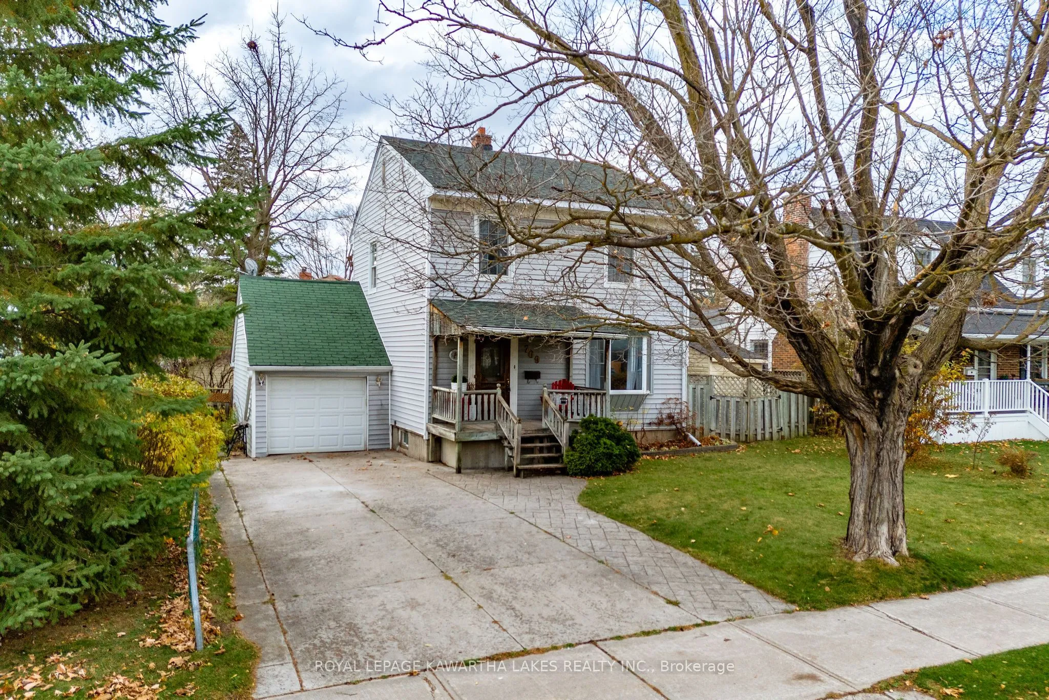 769 Chesterfield Avenue, ON K9H 4Y1
