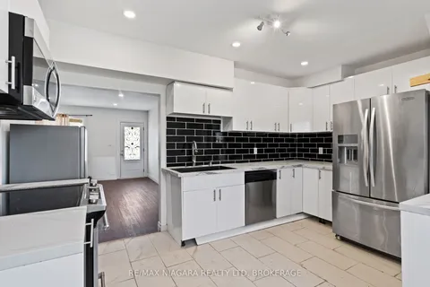 12 Nickel Street, Port Colborne, ON L3K 1A9