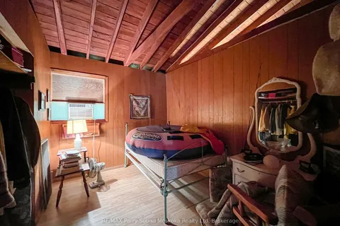 20 GOLDEN HORSESHOE Lane, Whitestone, ON P0A 1G0