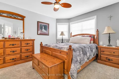 14 Grand Vista Drive, Wellington North, ON N0G 2L0