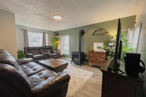 529 Claude Street, South Bruce Peninsula, ON N0H 2T0