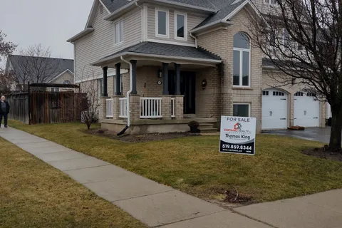 172 Osborn Avenue, Brant, ON N3T 6S7