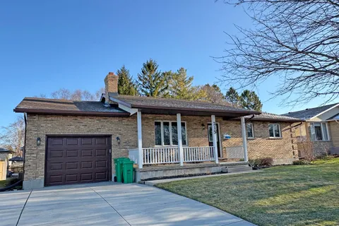 215 Bennett Street, Goderich, ON N7A 1A8