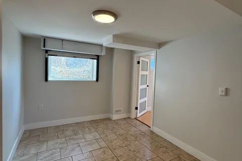 11 Garnet Street, St. Catharines, ON L2M 5E6