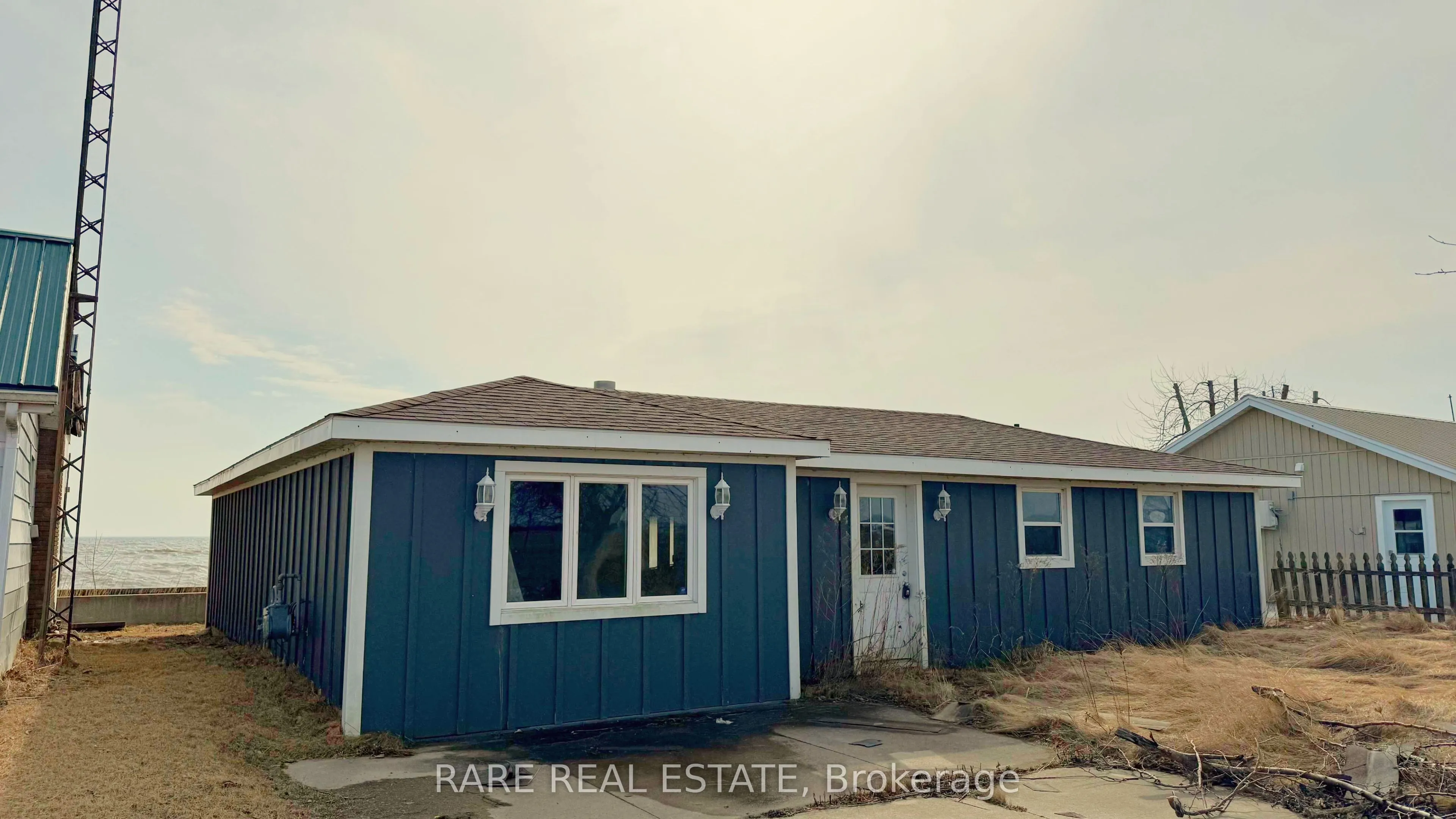 18080 Erie Shore Drive, Chatham-Kent, ON N0P 1A0