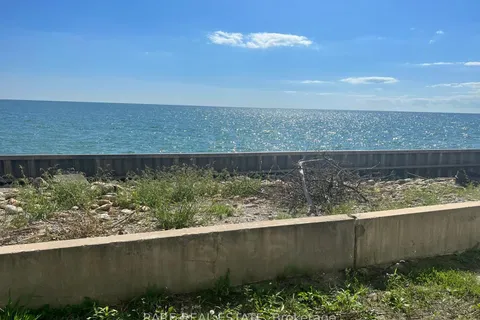 18080 Erie Shore Drive, Chatham-Kent, ON N0P 1A0