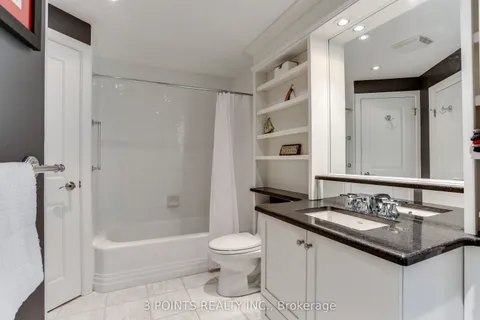 4 FRANCES Crescent, South Huron, ON N0M 1T0
