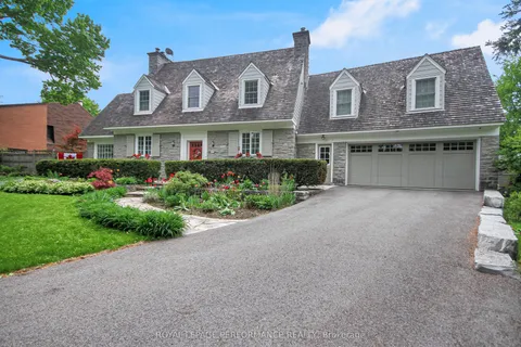 550 Piccadilly Avenue, Tunneys Pasture and Ottawa West, ON K1Y 0J1