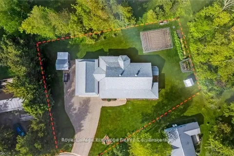 615 Cayuga Crescent, Huron-Kinloss, ON N2Z 2X3