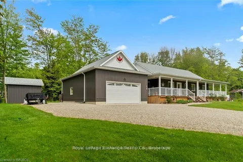 615 Cayuga Crescent, Huron-Kinloss, ON N2Z 2X3