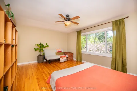 3 Huron Street, Deep River, ON K0J 1P0