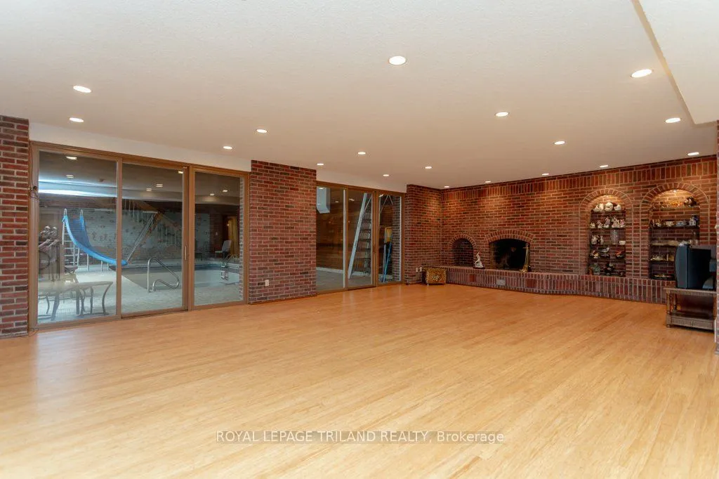 2643 Old Victoria Road, ON N6M 1B8