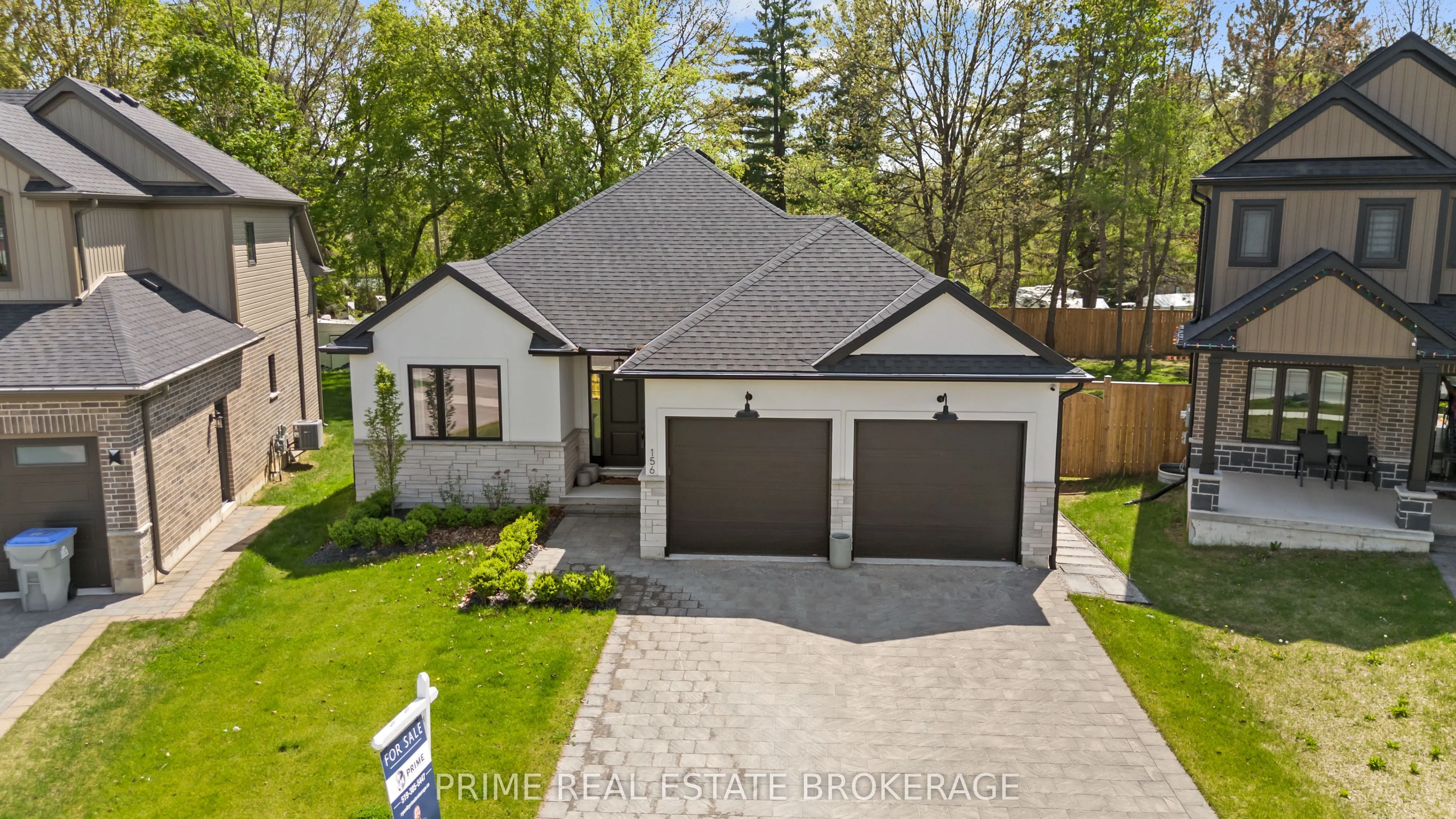156 Ridge Street, Strathroy-Caradoc, ON N7G 0G9