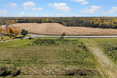 01 Highland Road, McNab/Braeside, ON K0A 3M0