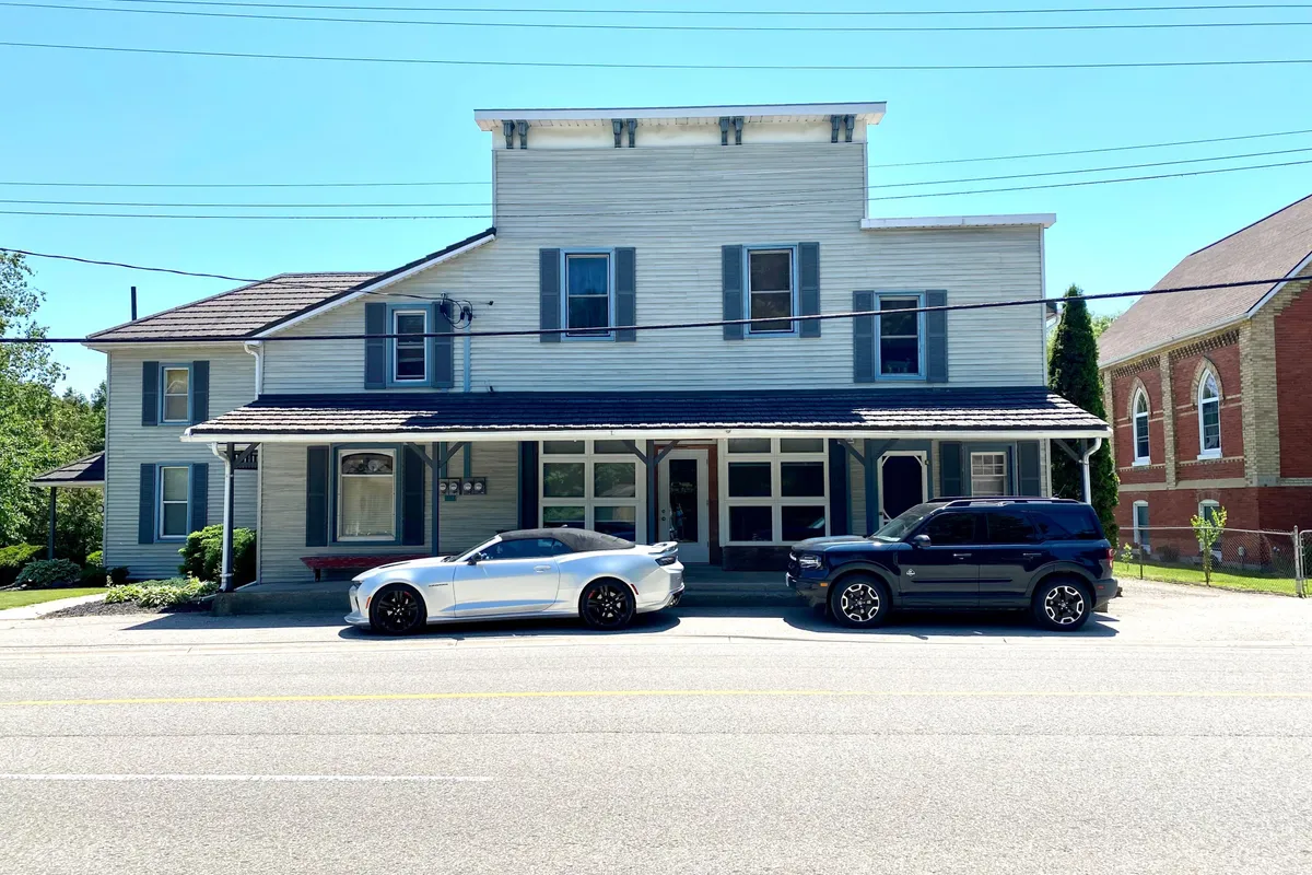 407 Main Street, ON N0J 1X0