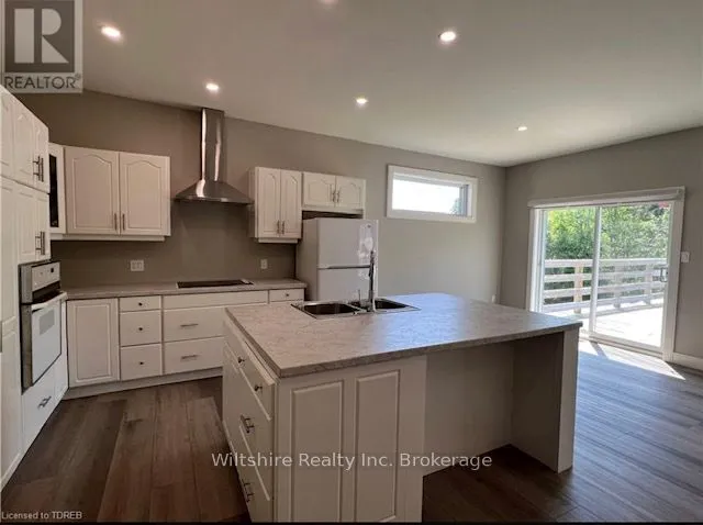 407 Main Street, ON N0J 1X0