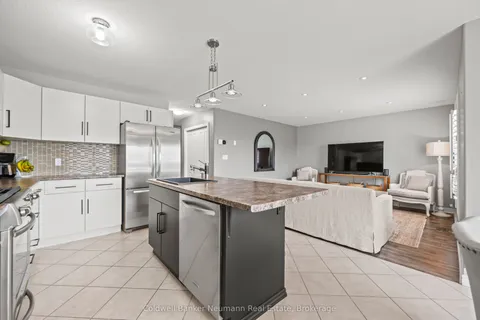 133 Kemp Crescent, Guelph, ON N1E 0K1