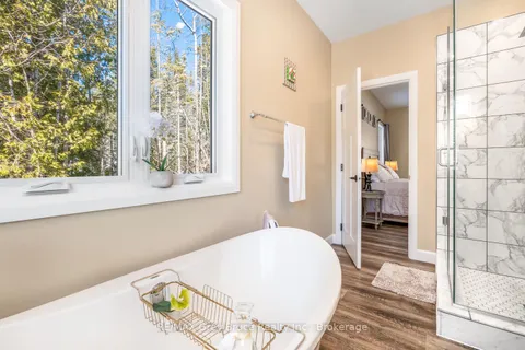 32 Devils Glen Road, Northern Bruce Peninsula, ON N0H 2T0
