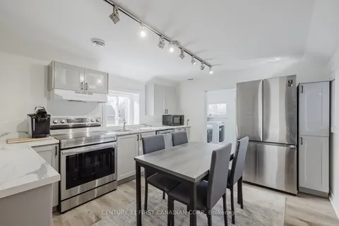 47 Broadway Street, Chatham-Kent, ON N0P 2C0