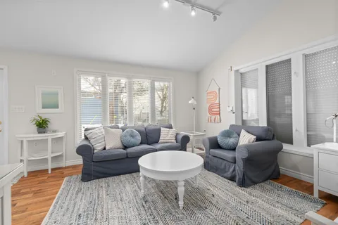 26 East Street, Prince Edward County, ON K0K 3L0