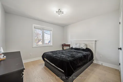 668 Quaker Road, Welland, ON L3C 3H2