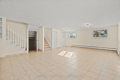 7797 Mulhern Street, Niagara Falls, ON L2H 1B6