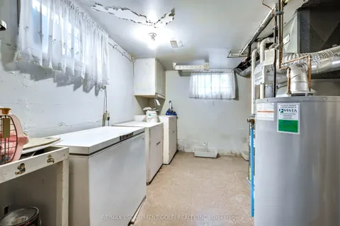 26 Highfield Avenue, St. Catharines, ON L2M 5W4