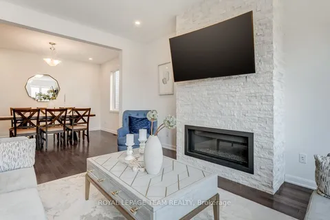 218 CALVINGTON Avenue, Kanata, ON K2T 0P8
