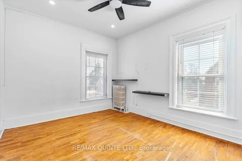 83 Cedar Street, Belleville, ON K8P 3M3
