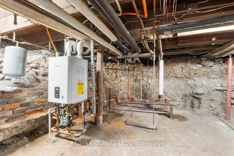 83 Cedar Street, Belleville, ON K8P 3M3